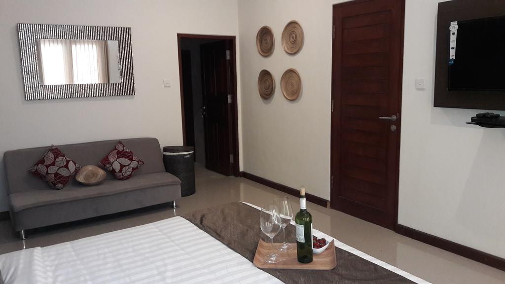 Exquisito Villa Denpasar  Exterior photo