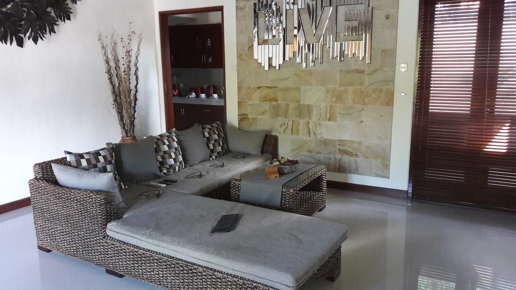 Exquisito Villa Denpasar  Exterior photo