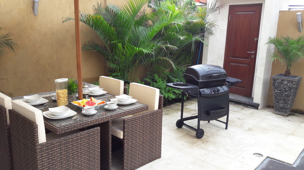 Exquisito Villa Denpasar  Exterior photo