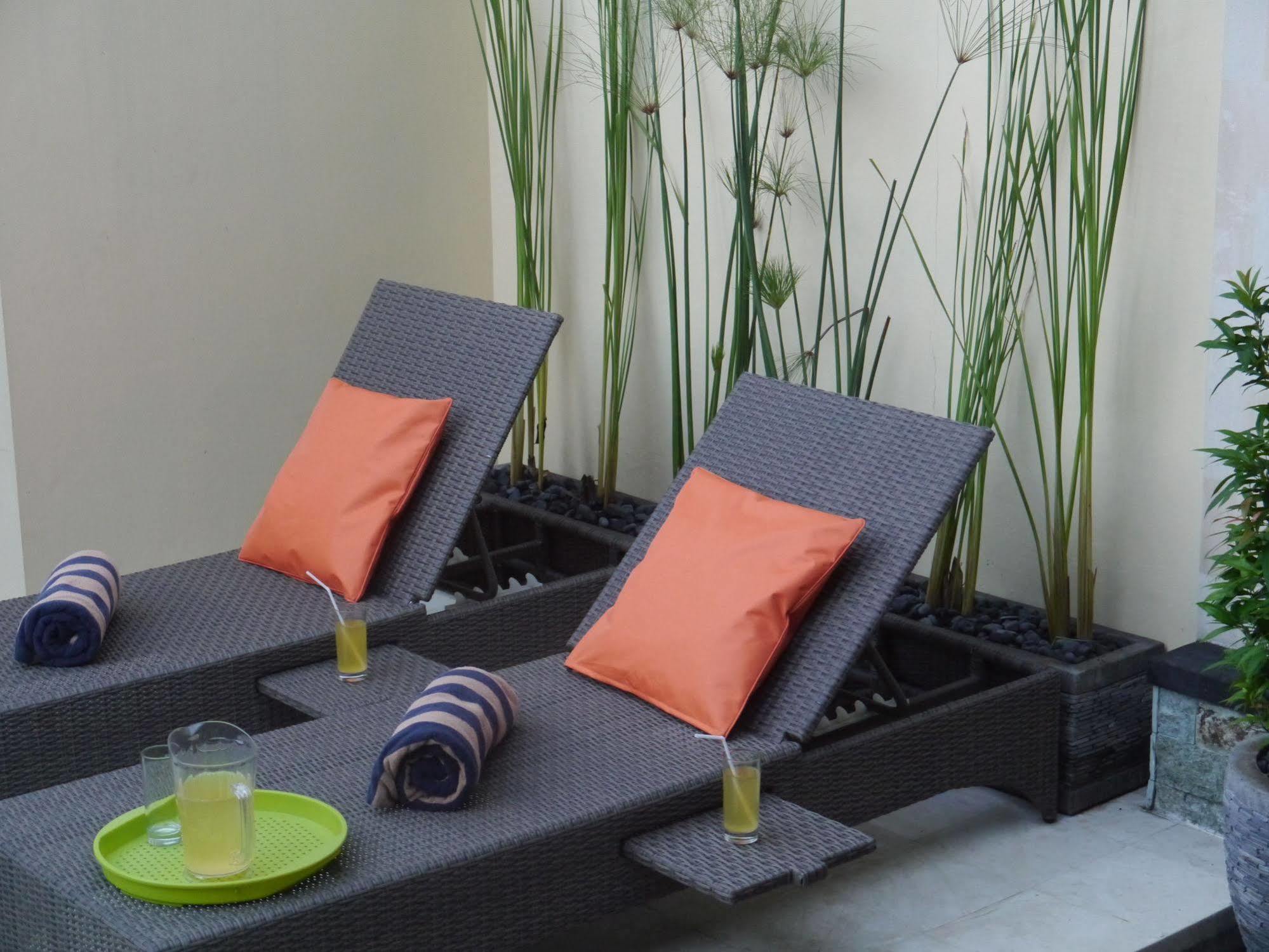 Exquisito Villa Denpasar  Exterior photo